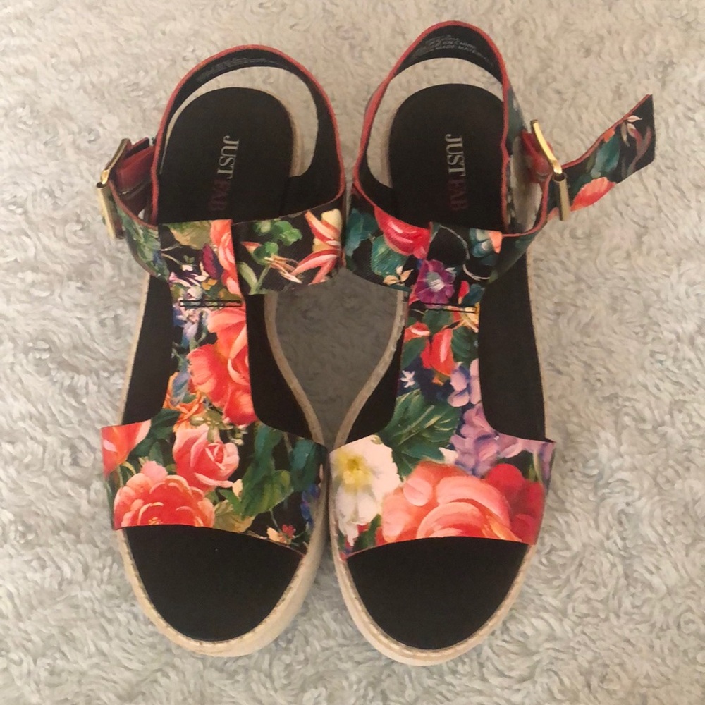 Floral platform sandals